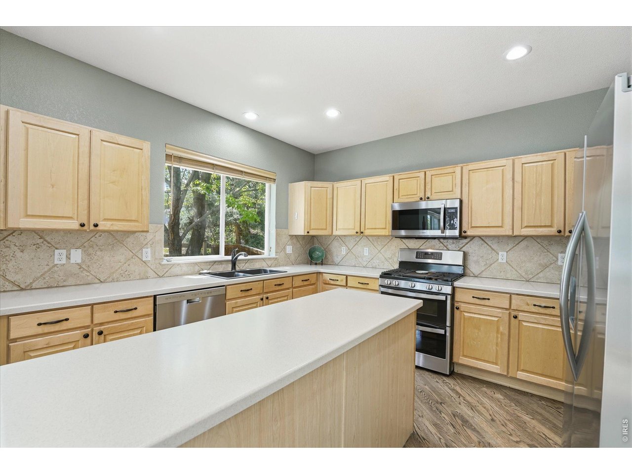 651 Americana Rd