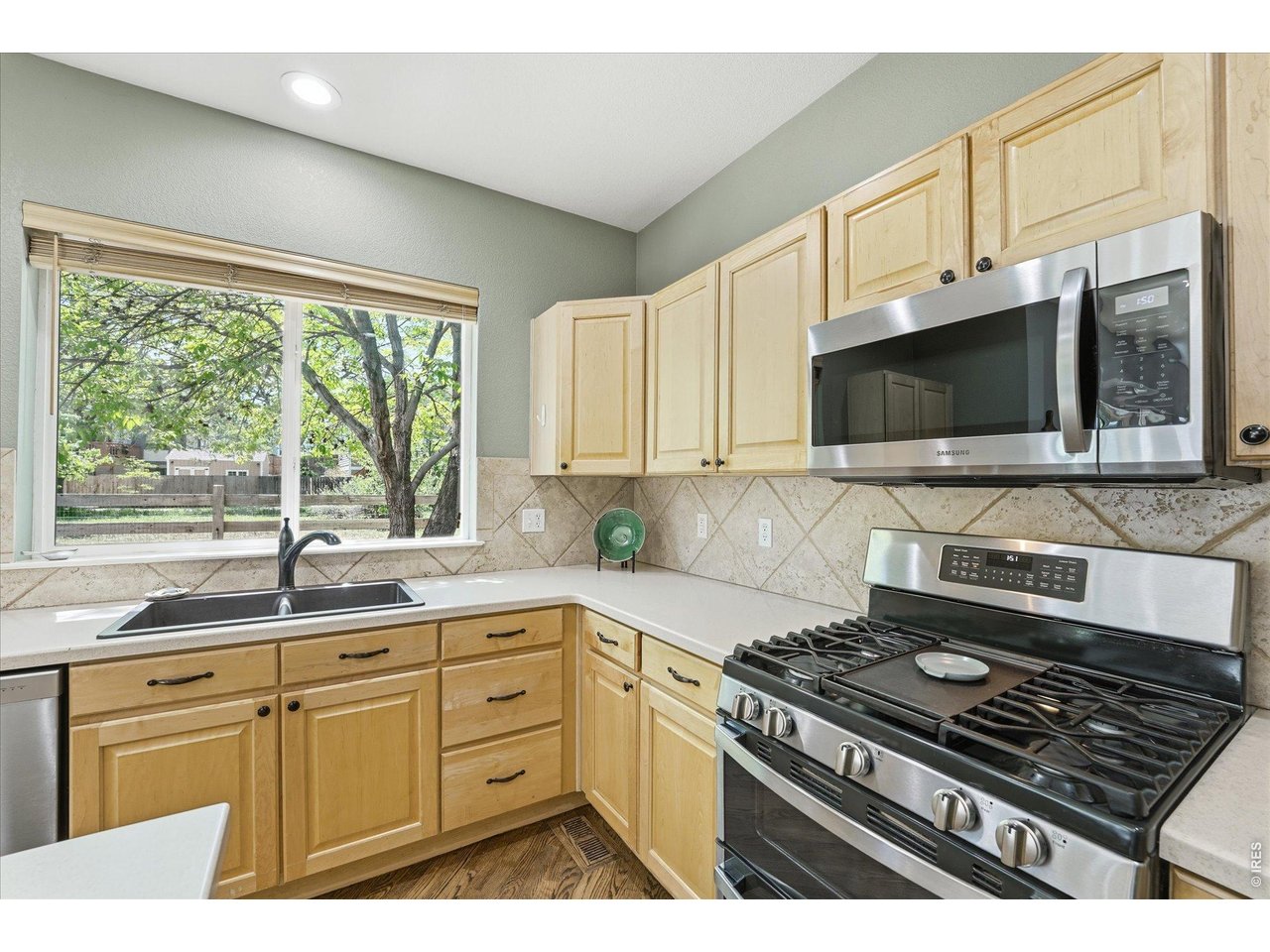 651 Americana Rd