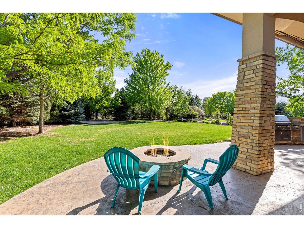 3615 Shallow Pond Dr