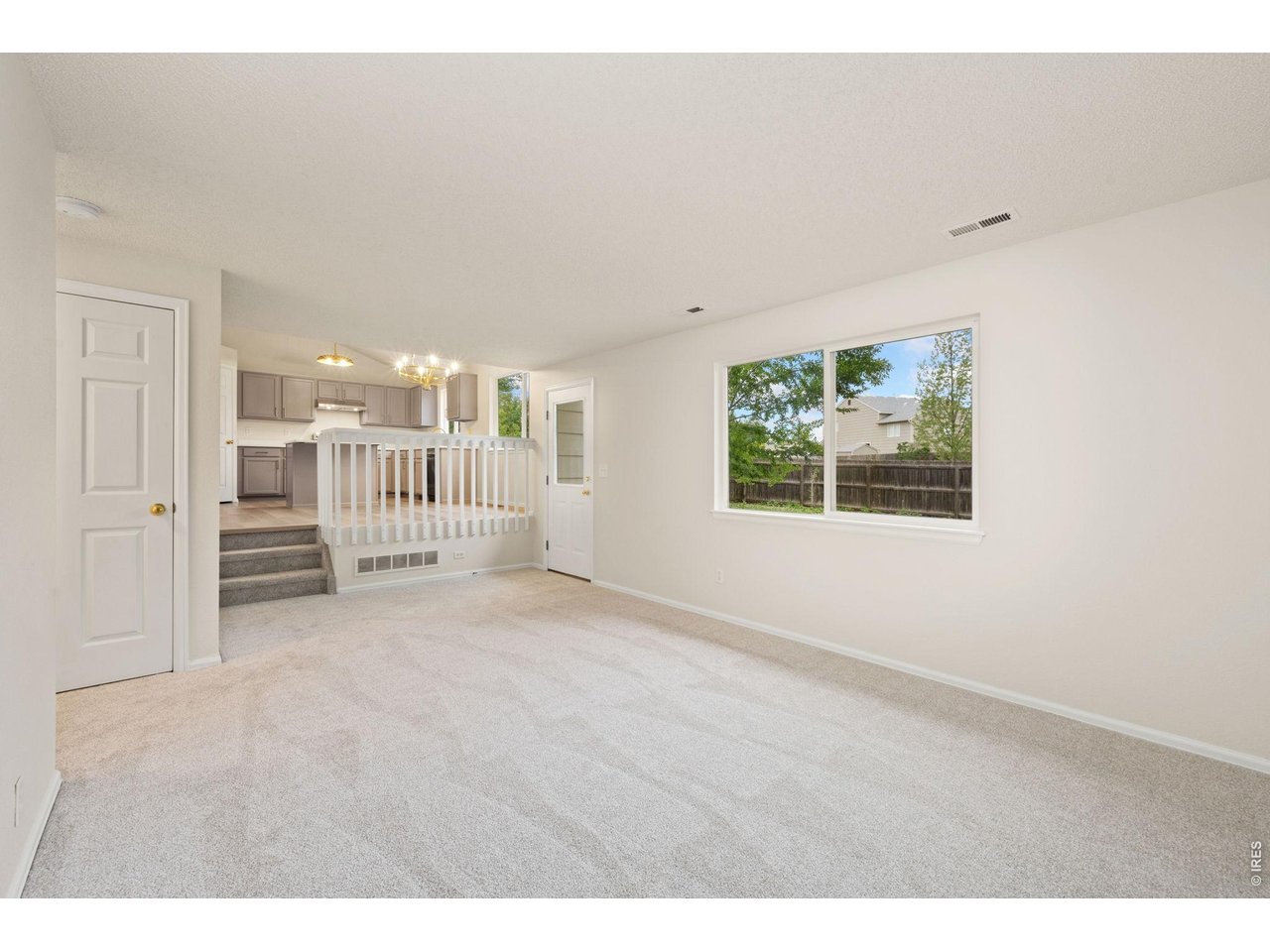 1319 Monarch Dr