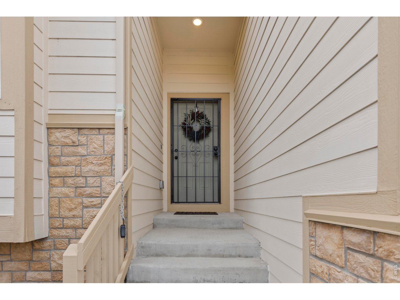 1549 Water Vista Ln