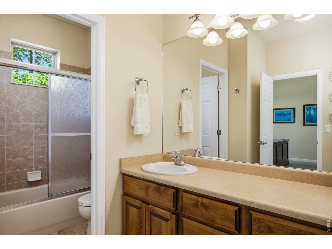 37018 Soaring Eagle Cir