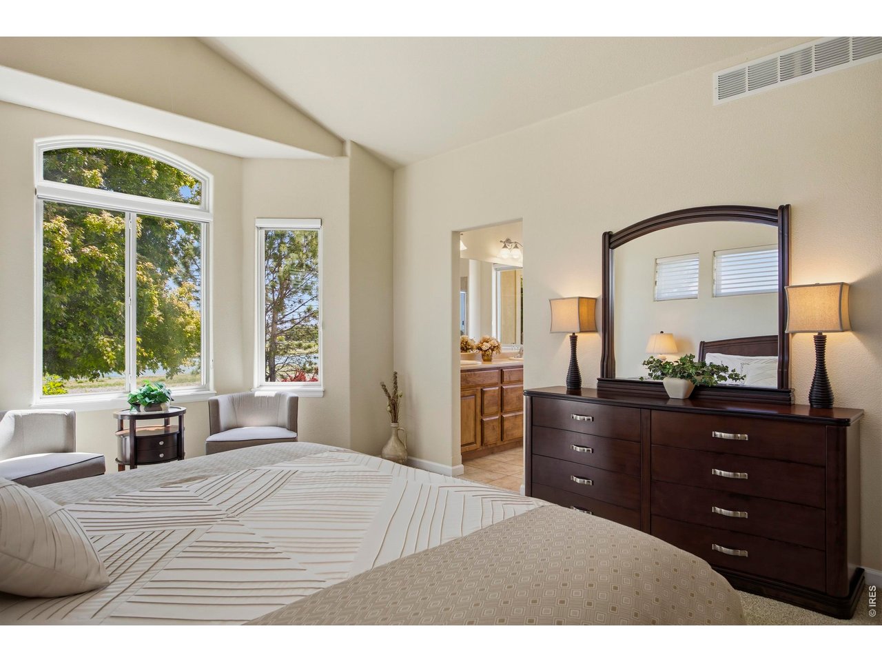 37018 Soaring Eagle Cir