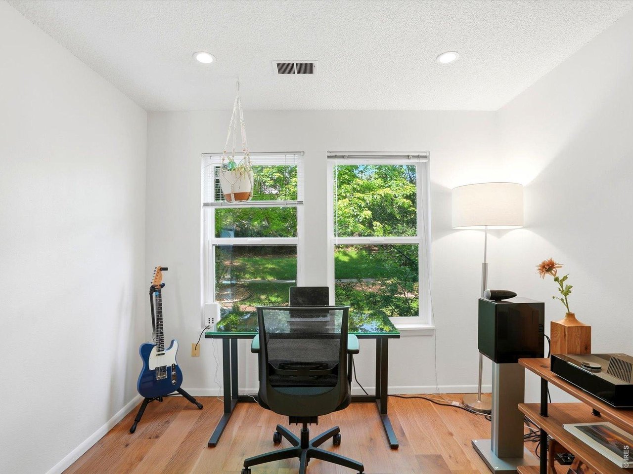 90 Benthaven Pl