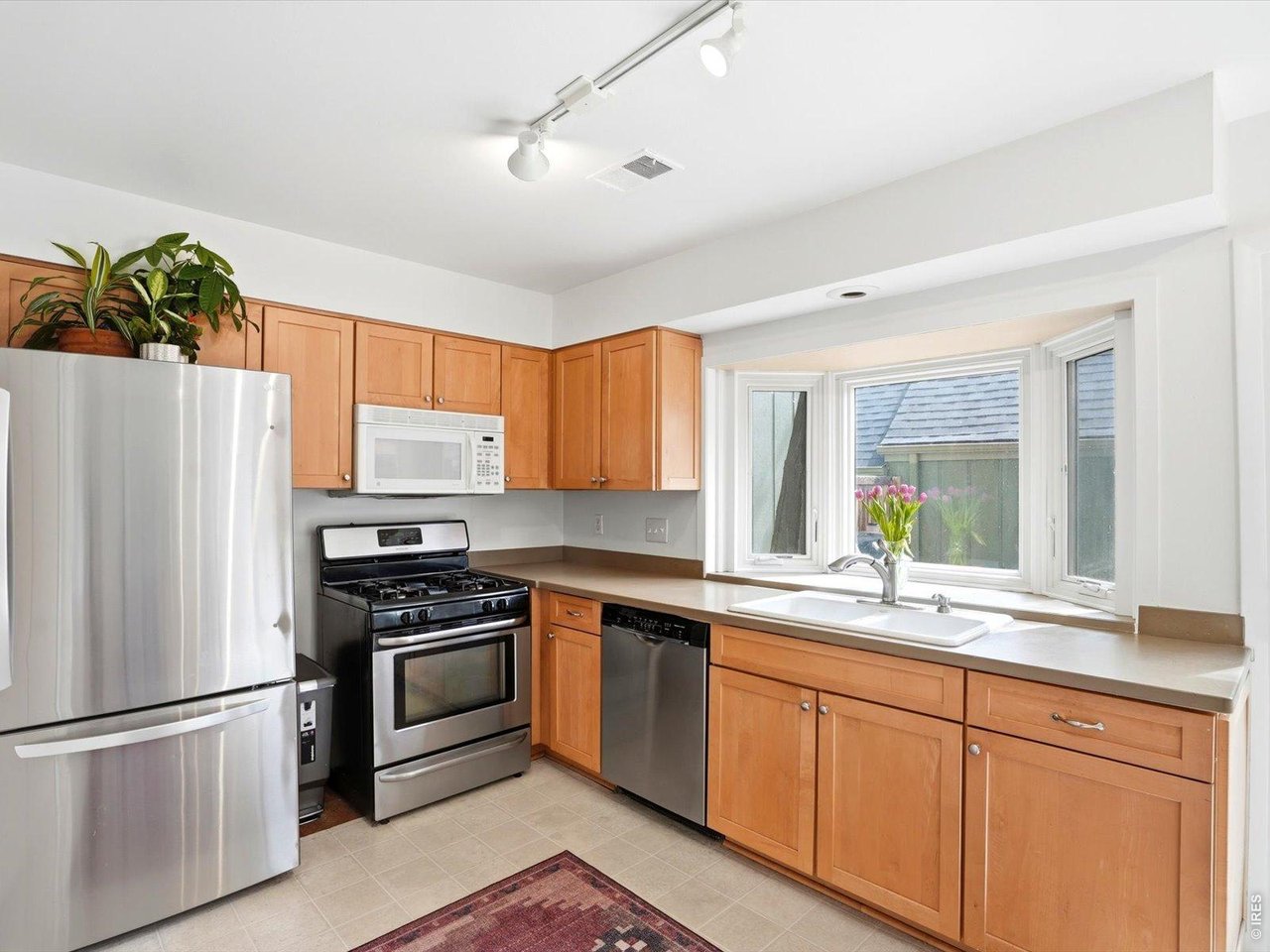 90 Benthaven Pl