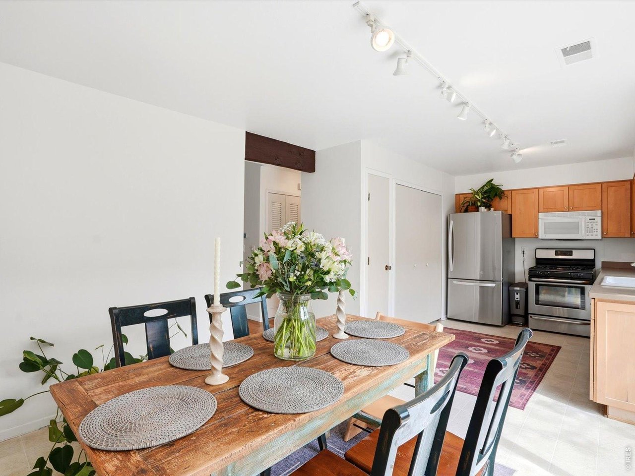 90 Benthaven Pl