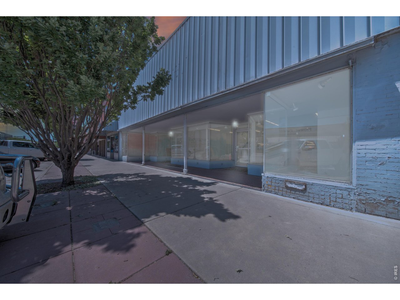 321 Main St