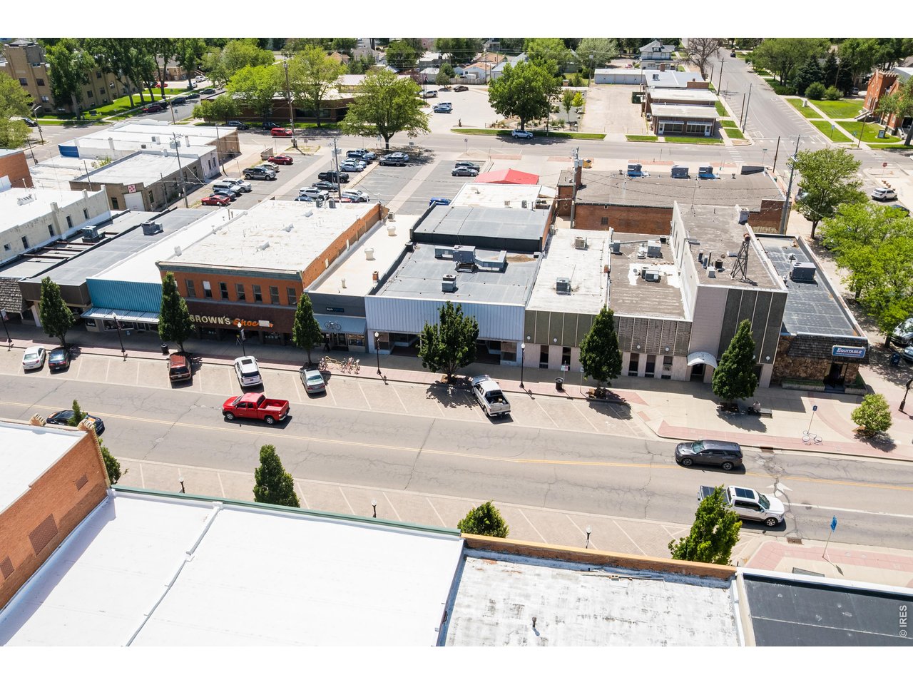 321 Main St