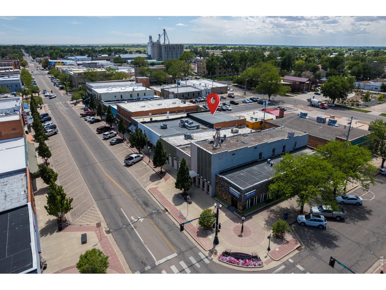 321 Main St
