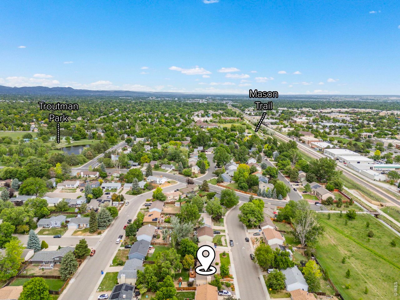 4307 Hummingbird Dr
