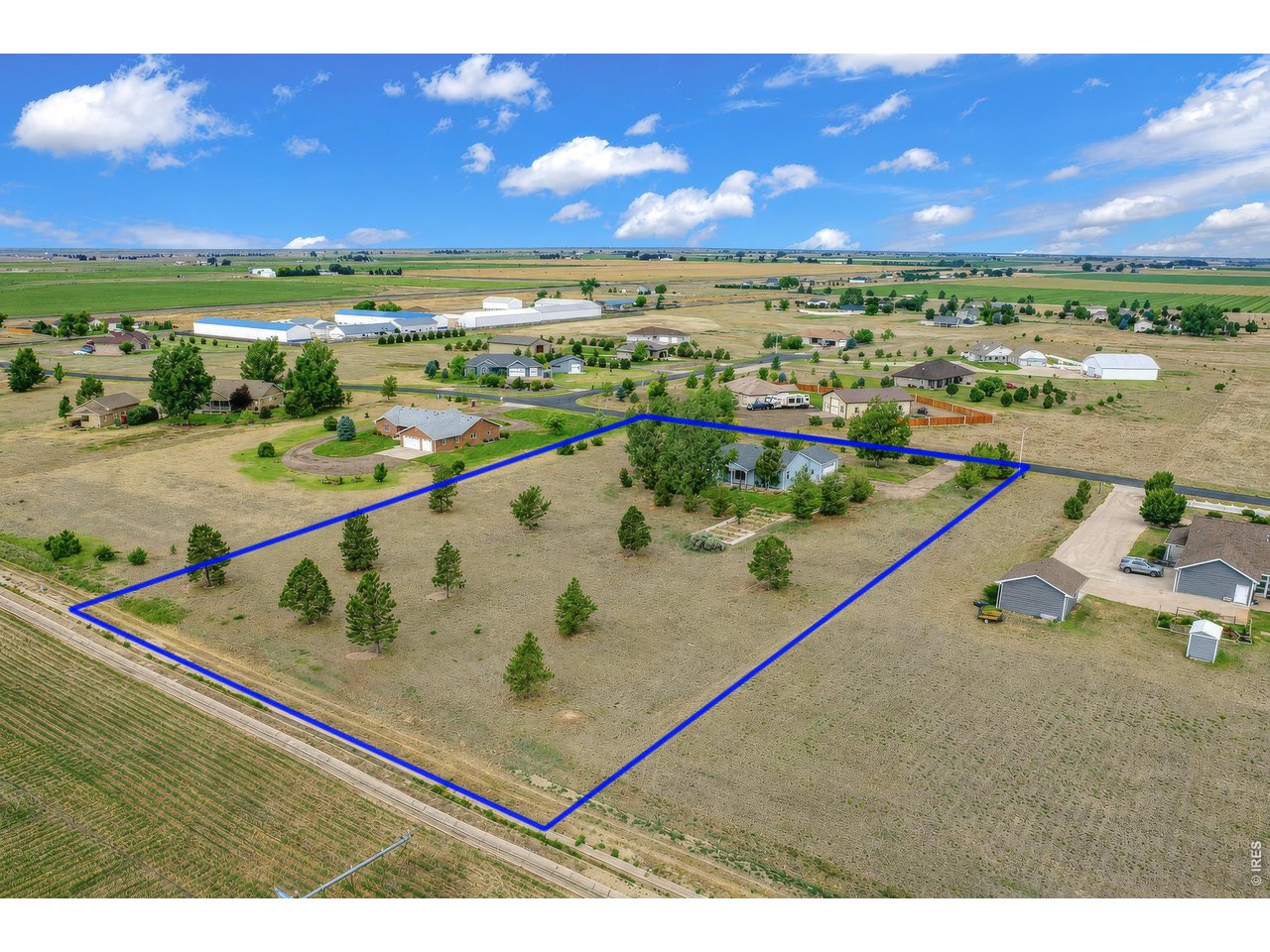 12 Trailside Dr