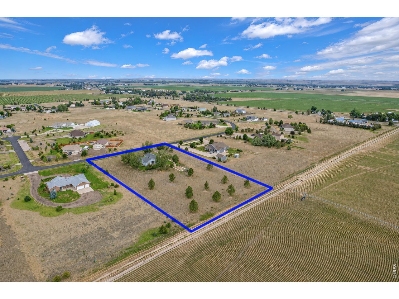 12 Trailside Dr