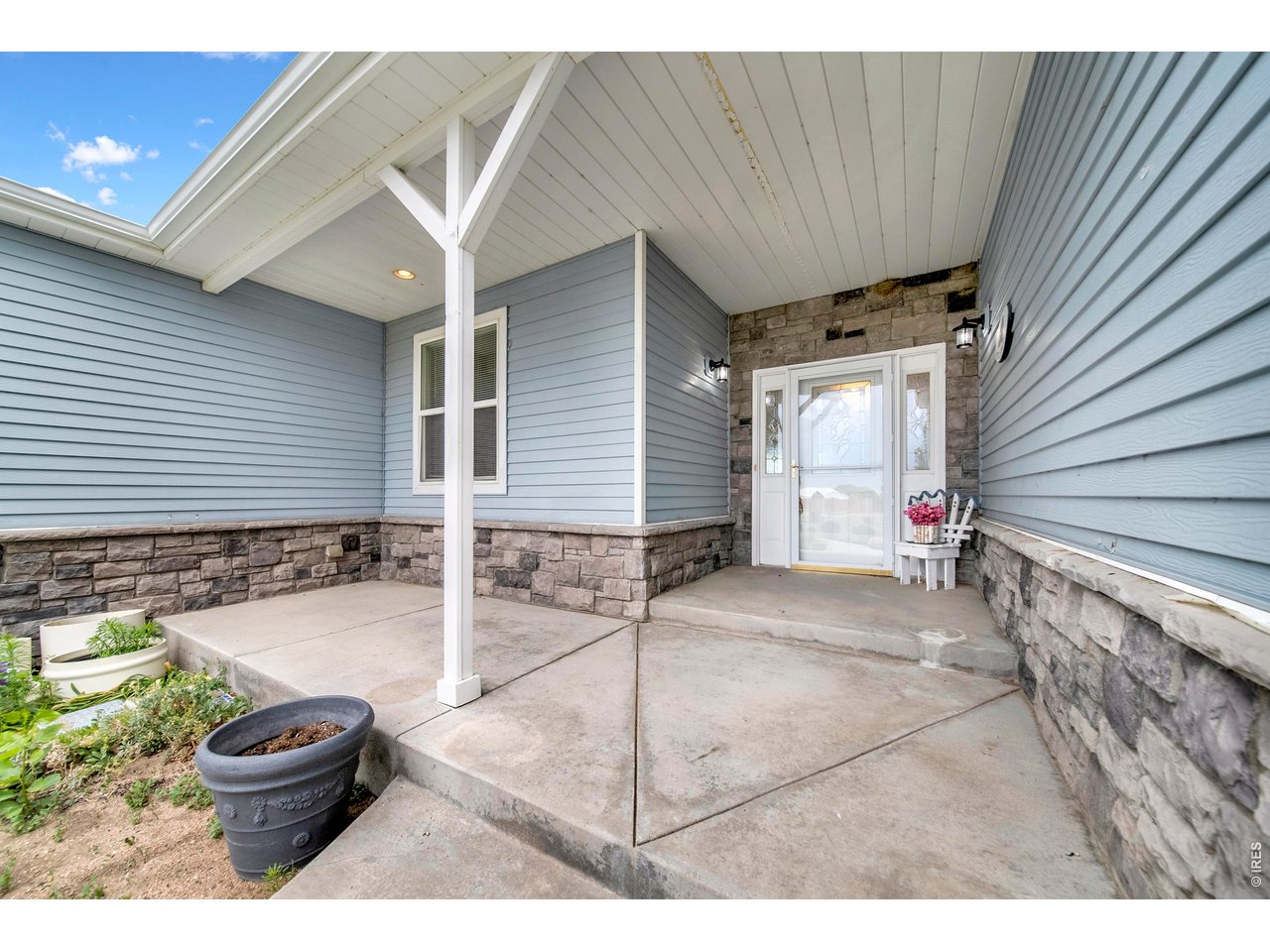12 Trailside Dr
