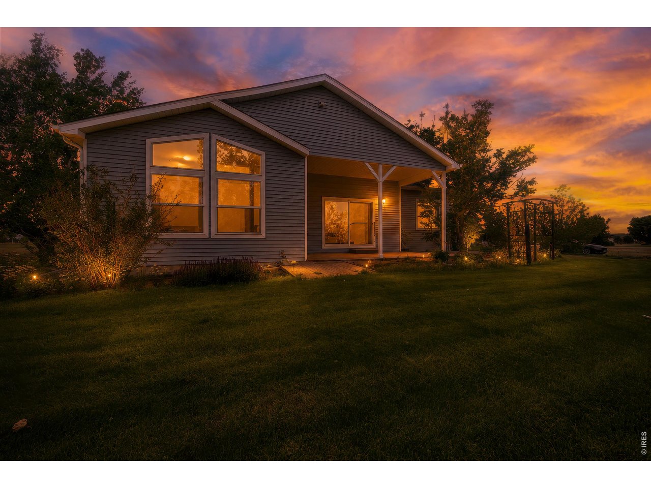 12 Trailside Dr