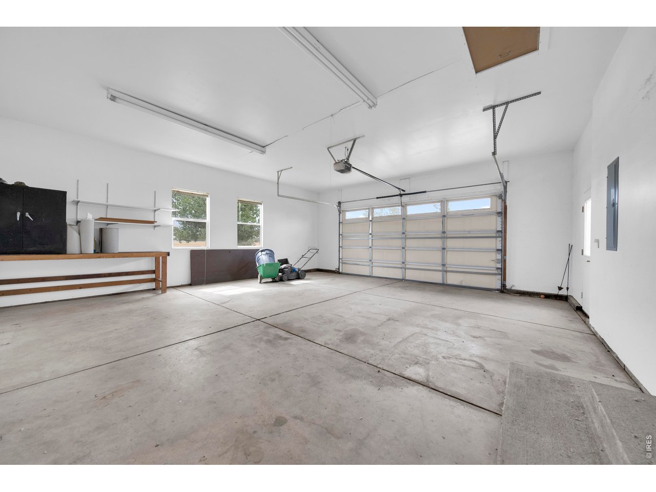 12 Trailside Dr