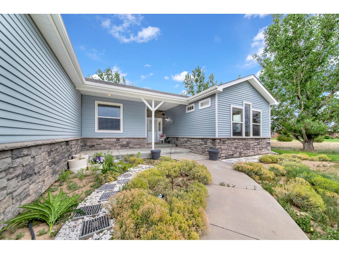 12 Trailside Dr