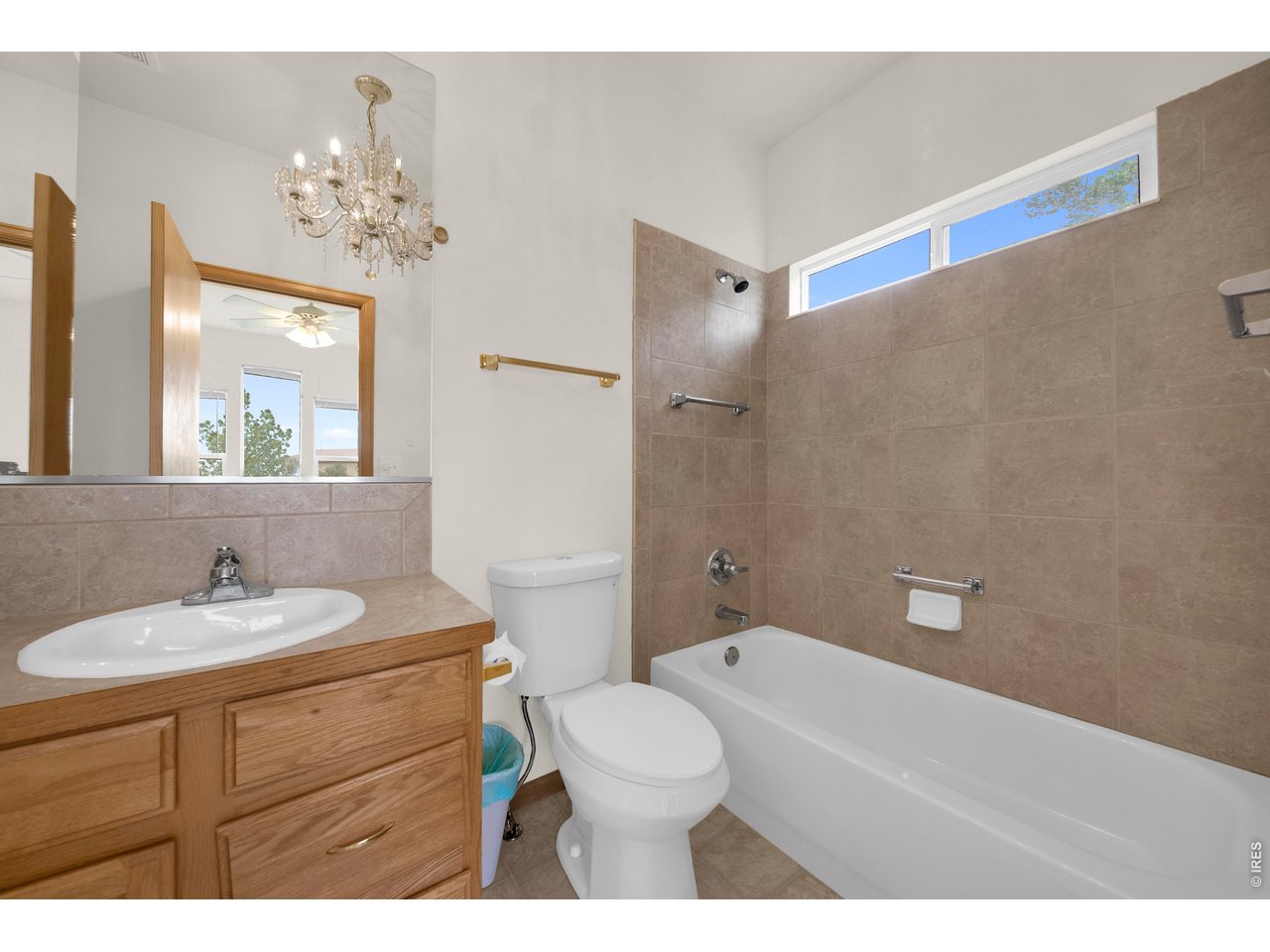 12 Trailside Dr