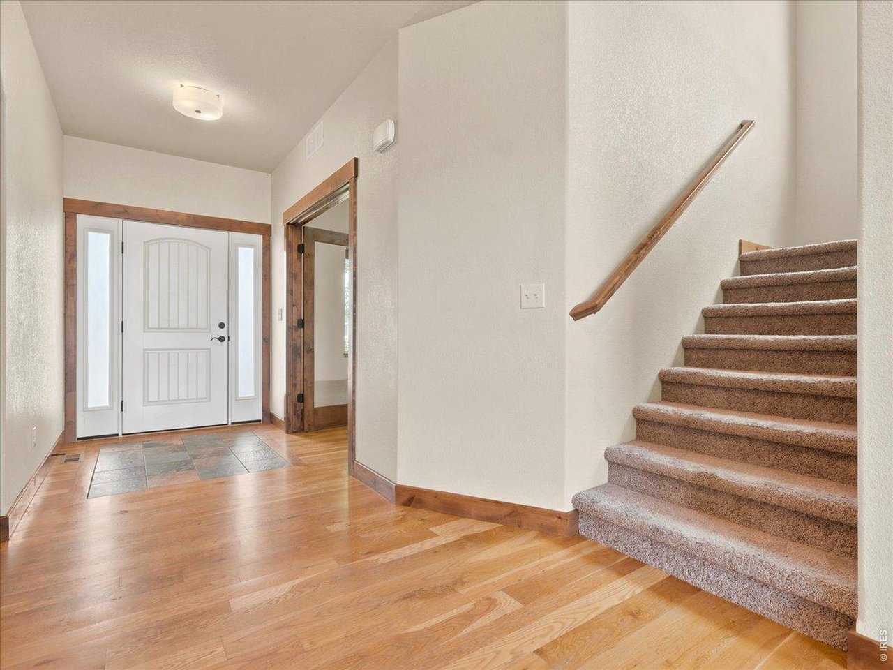 4391 Halleck Ln
