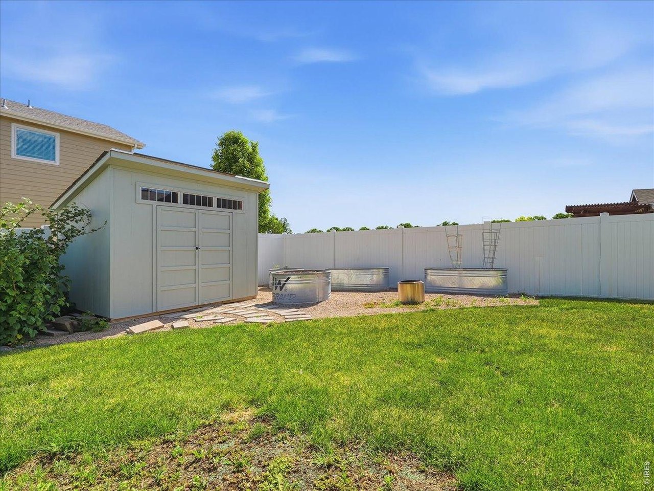 4391 Halleck Ln