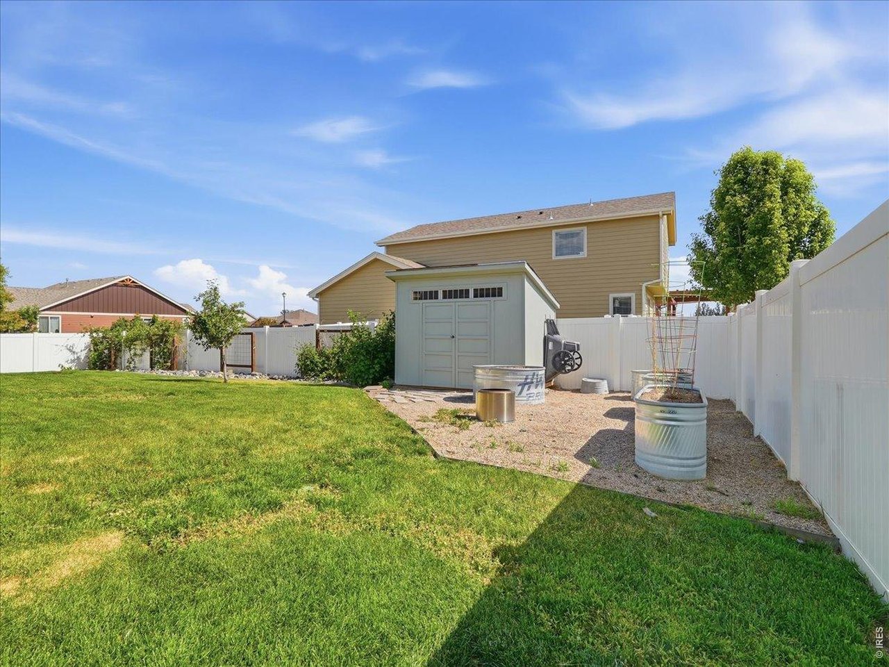 4391 Halleck Ln