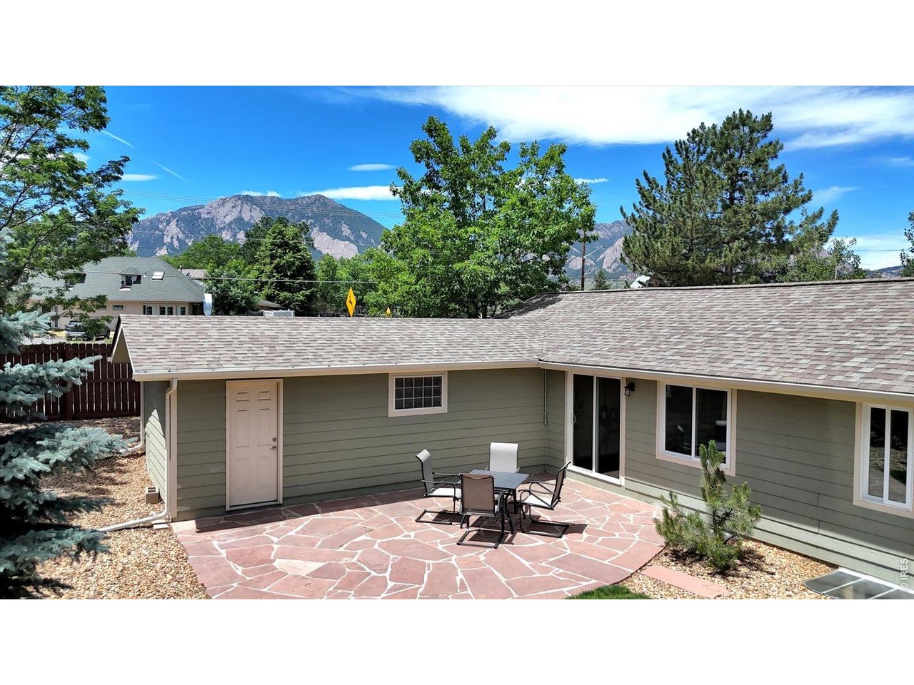 1490 Chambers Dr