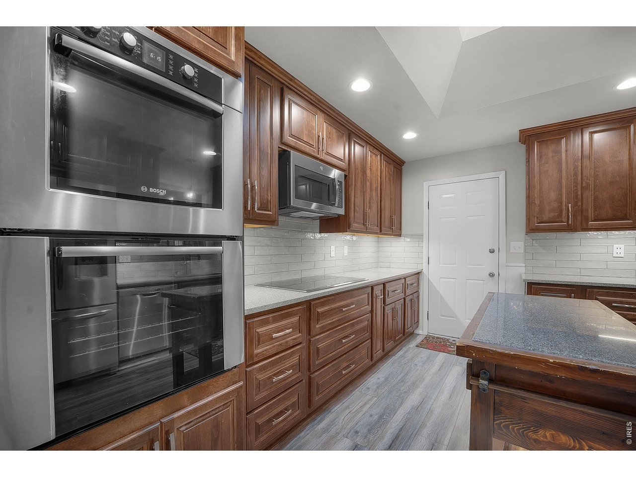 108 N 40th Ave