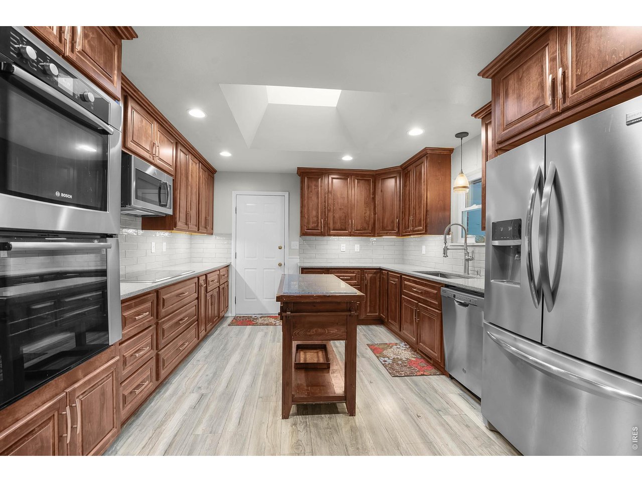 108 N 40th Ave