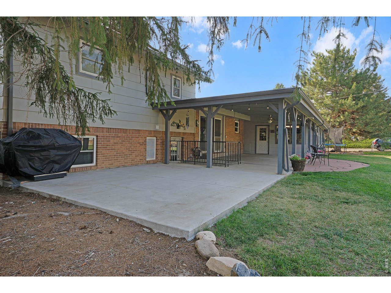108 N 40th Ave