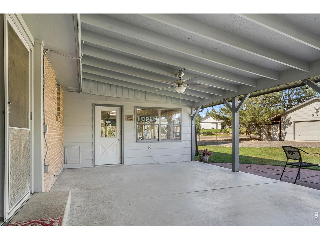 108 N 40th Ave