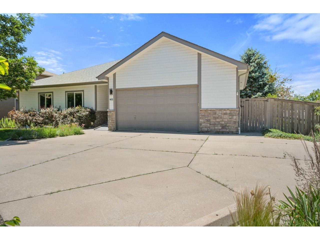 405 Orchard Dr