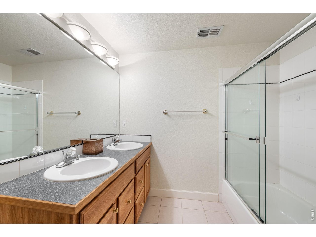 405 Orchard Dr