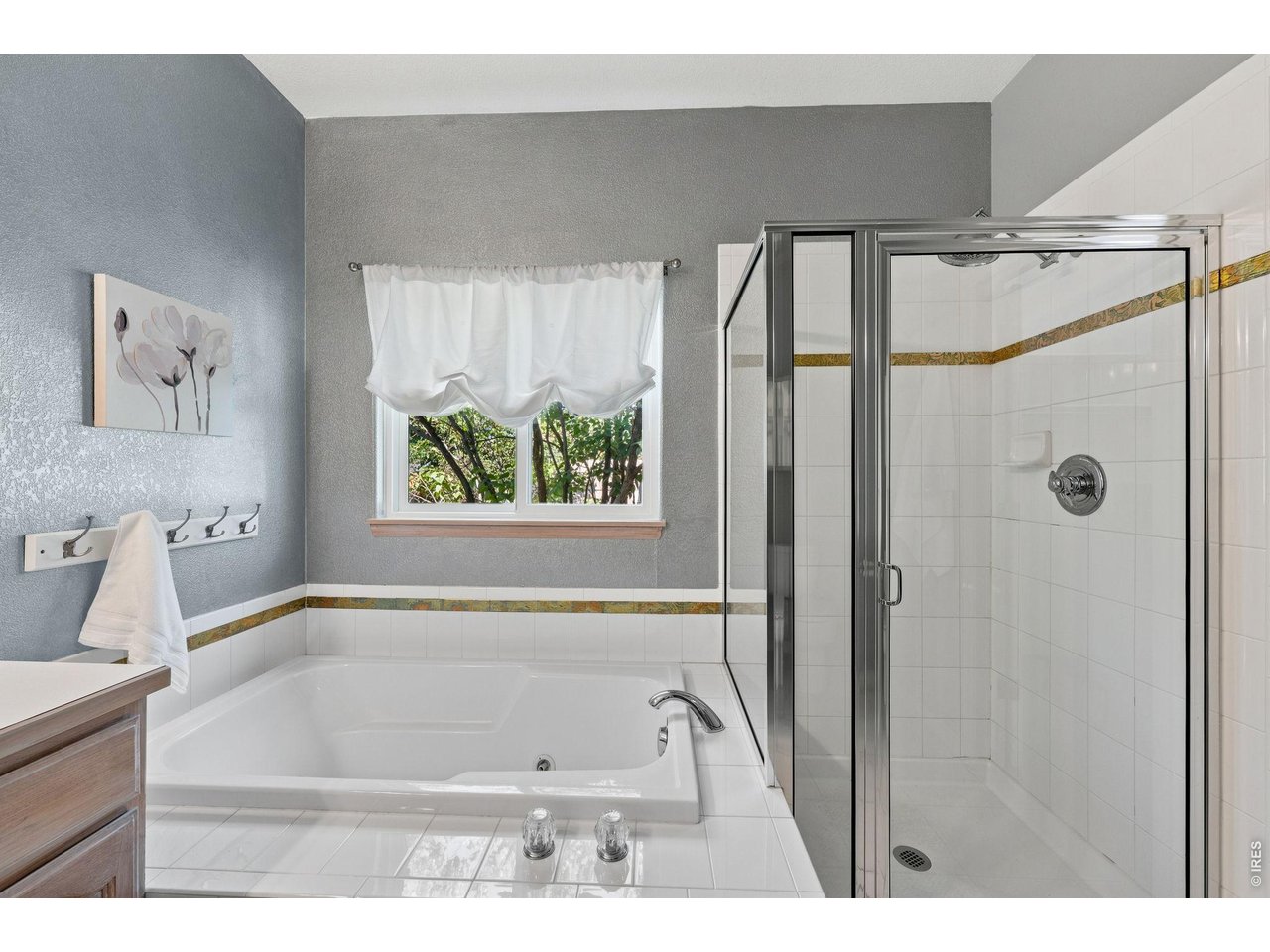 405 Orchard Dr