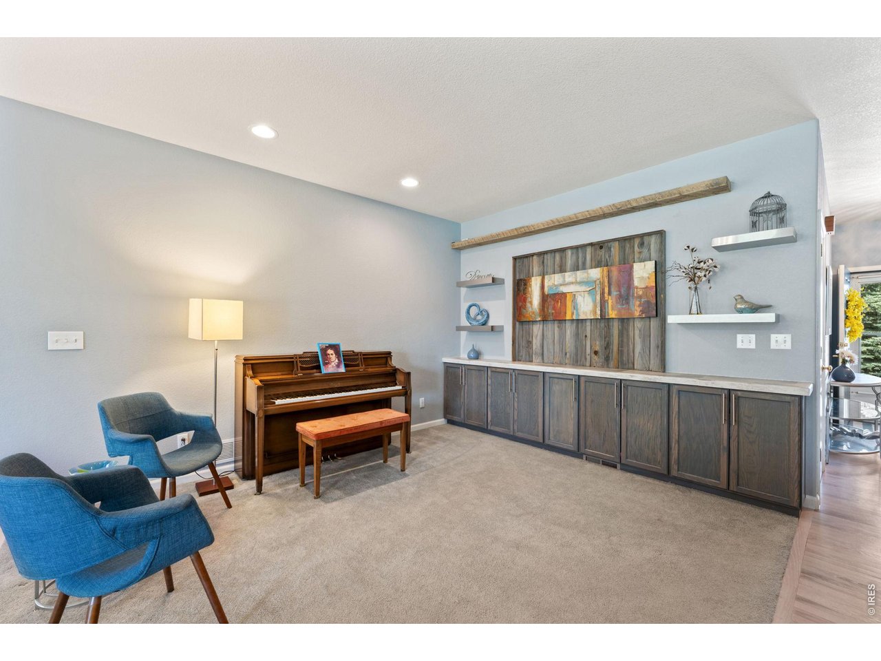 405 Orchard Dr