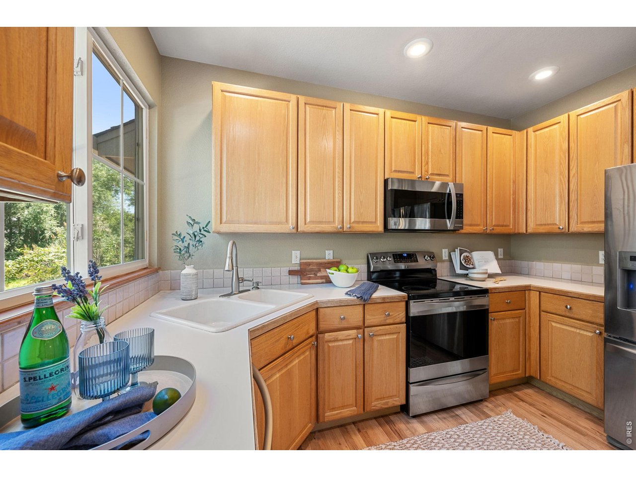 339 Lodgewood Pt
