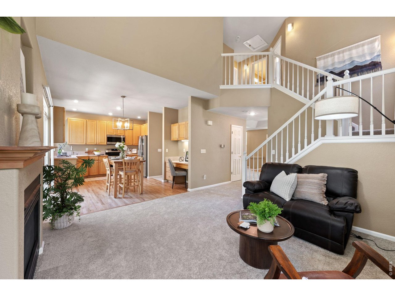 339 Lodgewood Pt