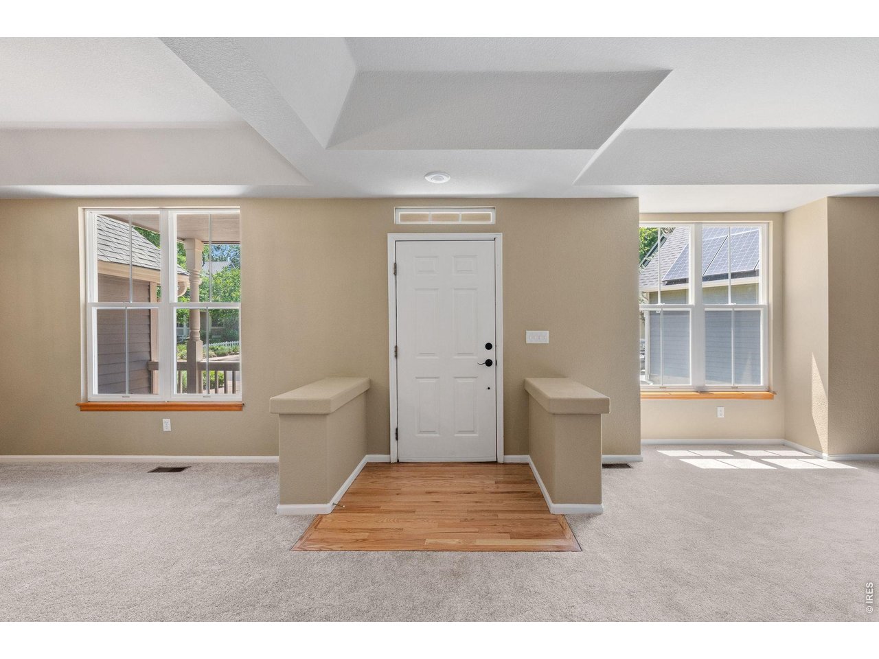 339 Lodgewood Pt