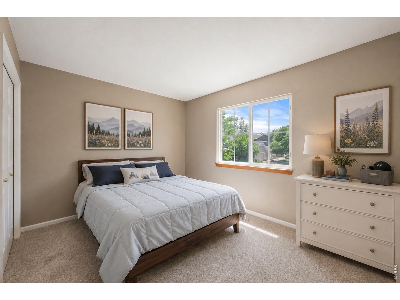 339 Lodgewood Pt