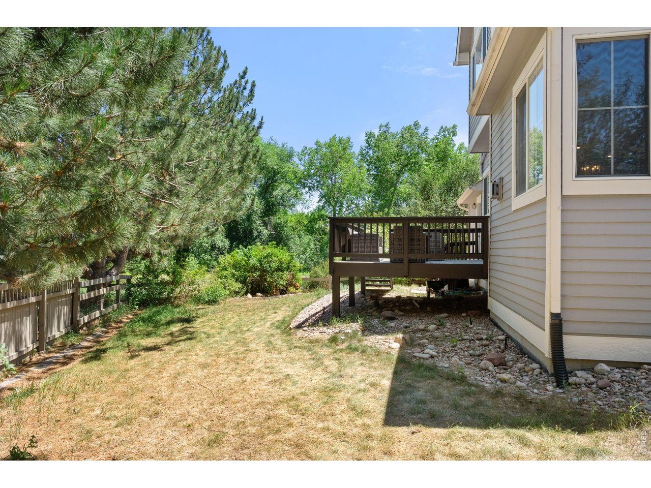 339 Lodgewood Pt