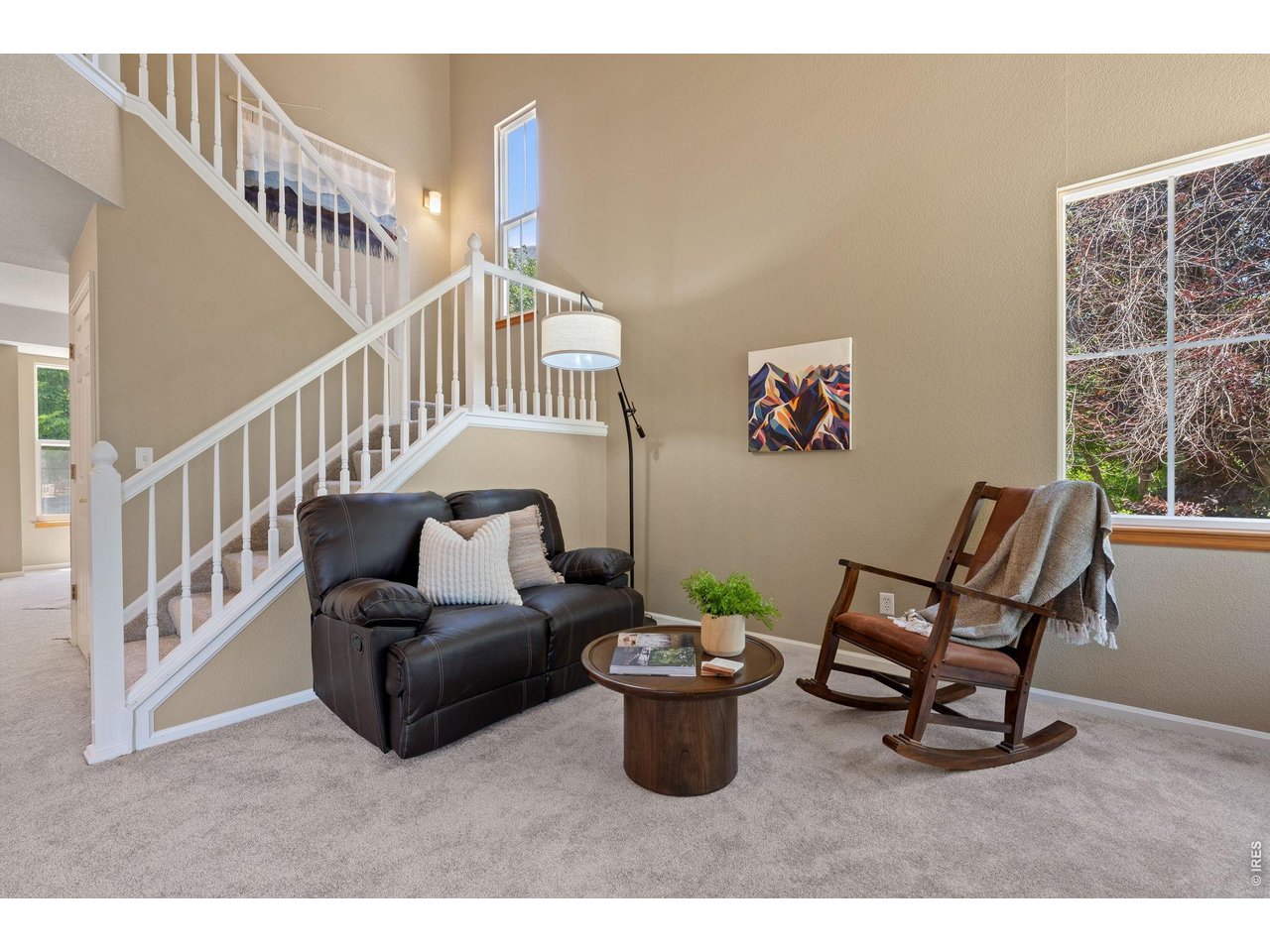 339 Lodgewood Pt