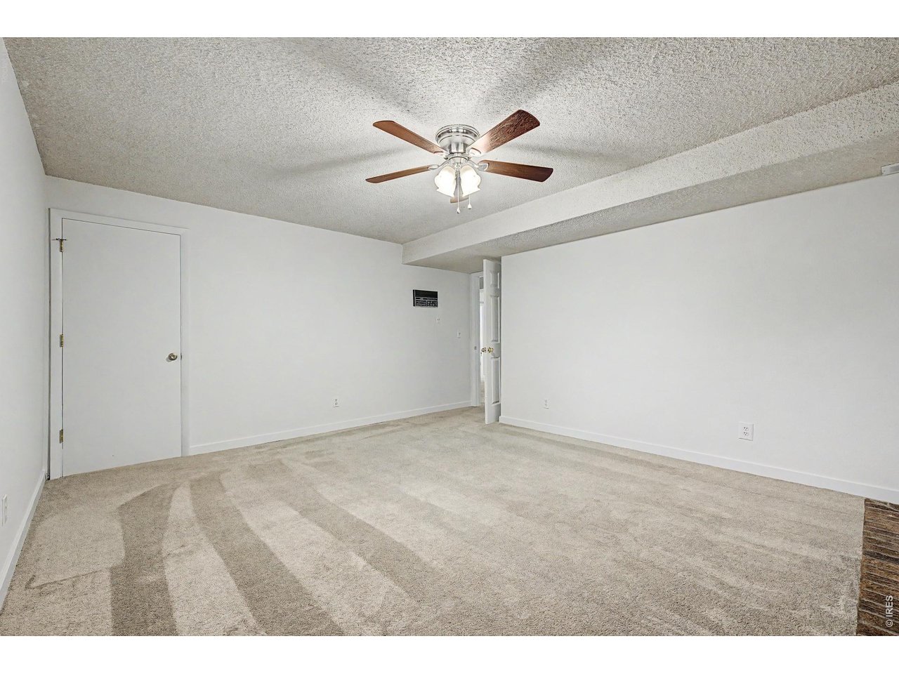 300 45th Ave