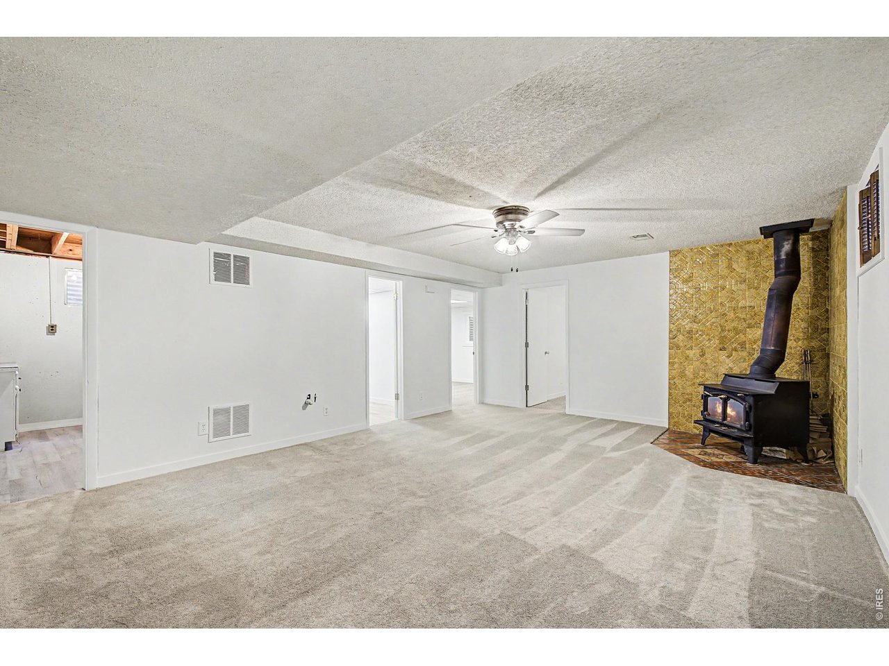 300 45th Ave