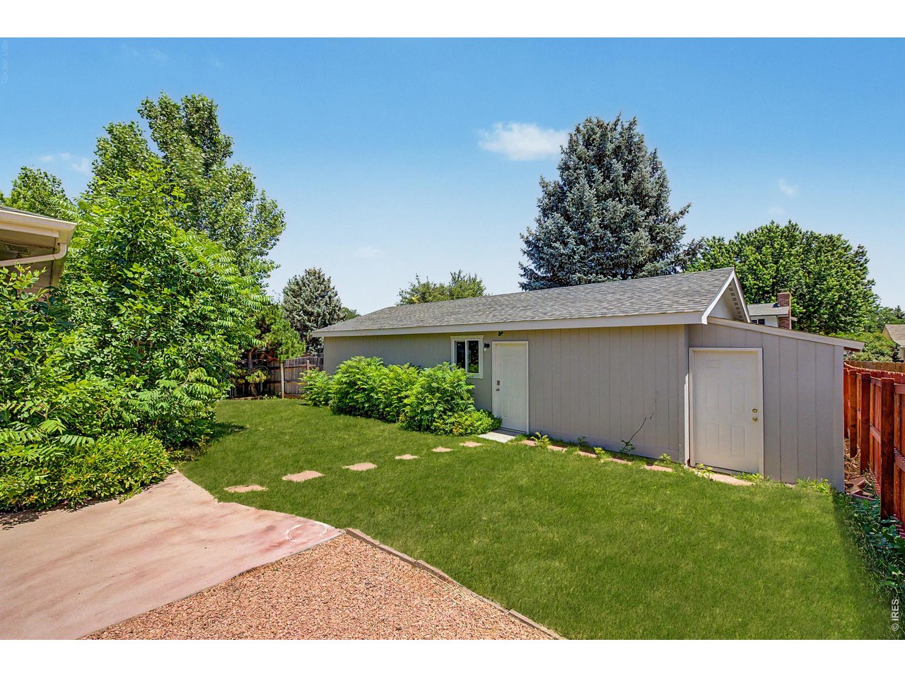 300 45th Ave