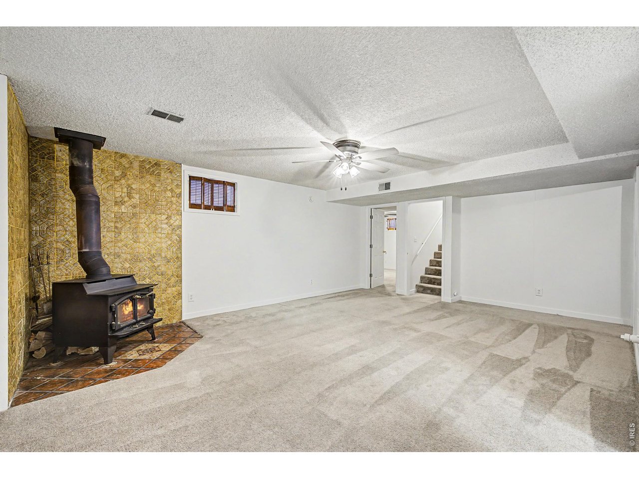 300 45th Ave