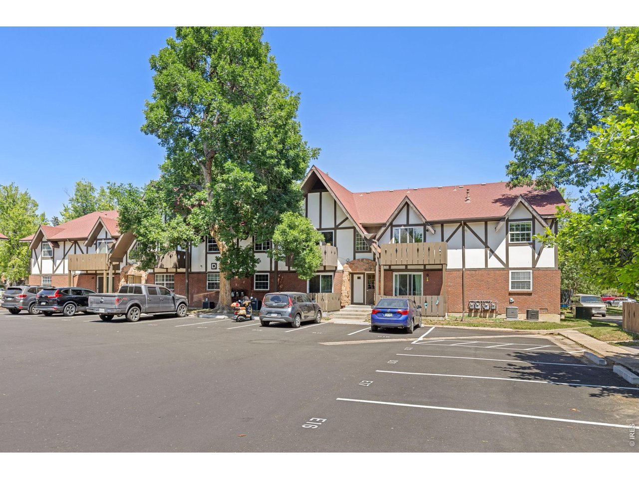 3250 Oneal Cir D11