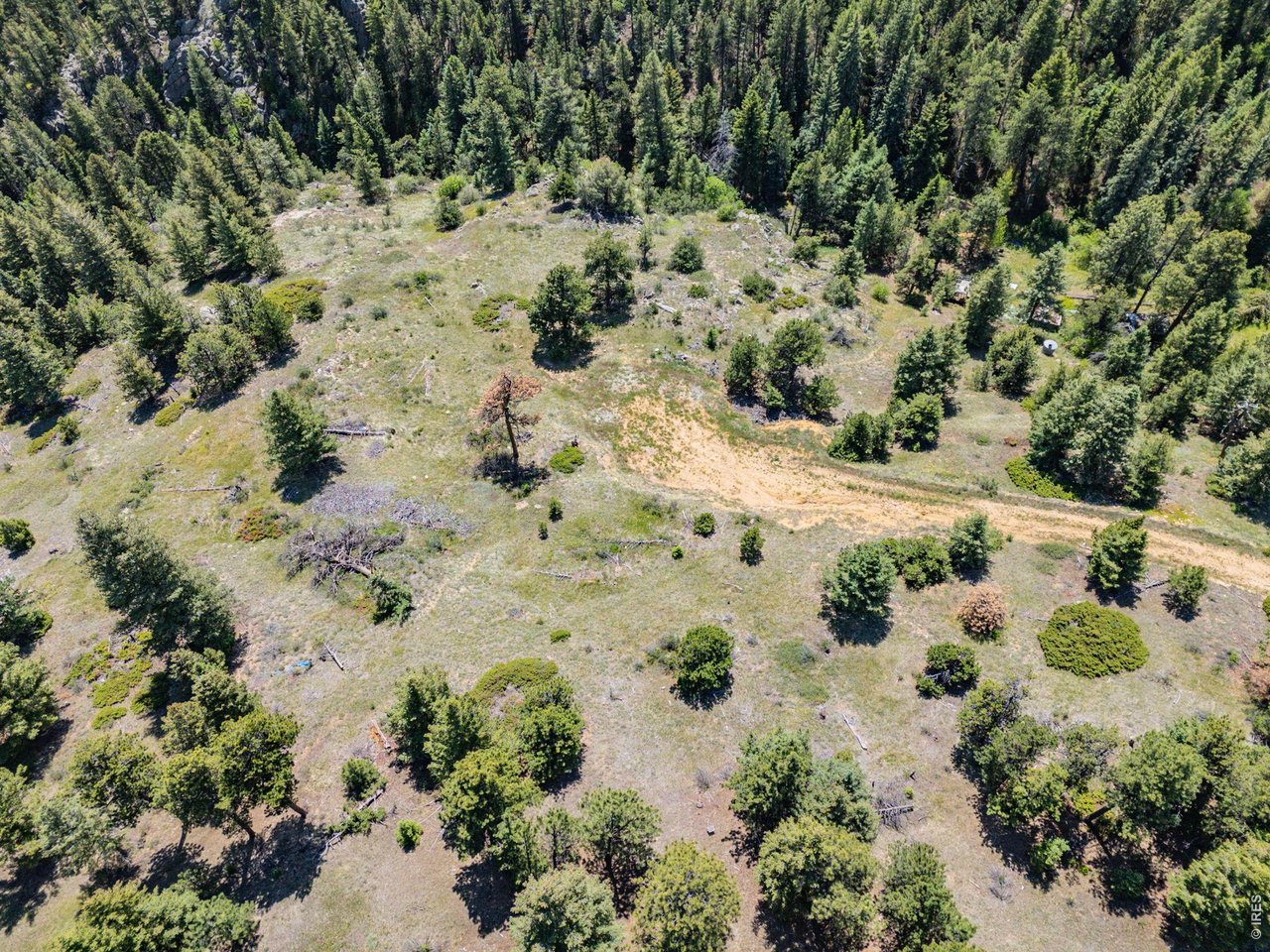 2692 Magnolia Dr
