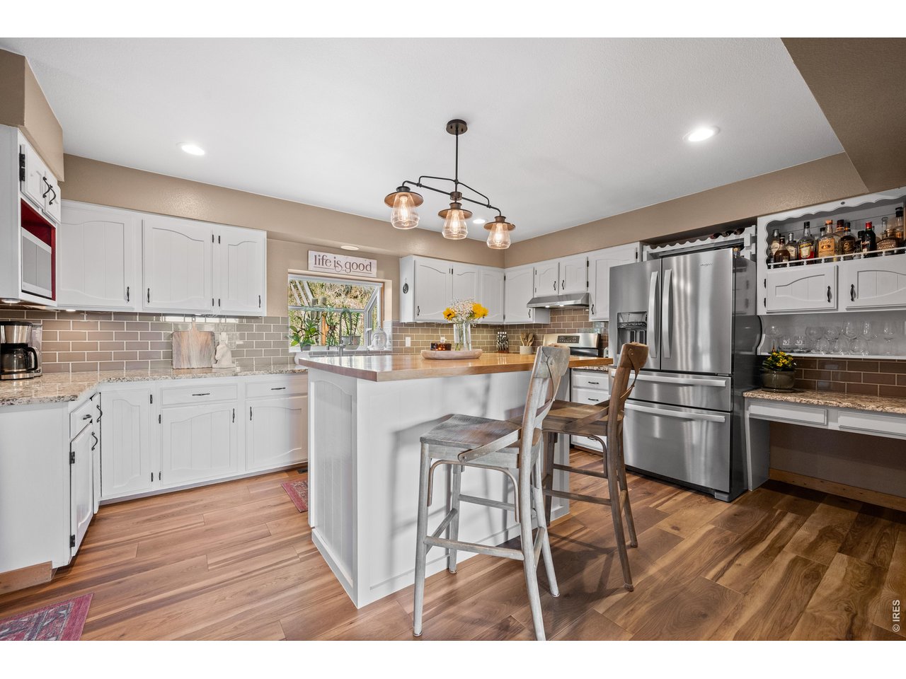 109 Lookout Mountain Cir