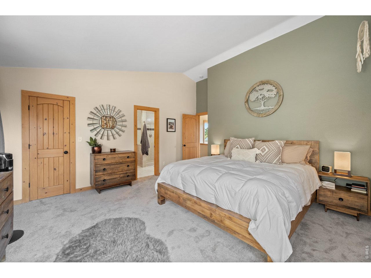 109 Lookout Mountain Cir