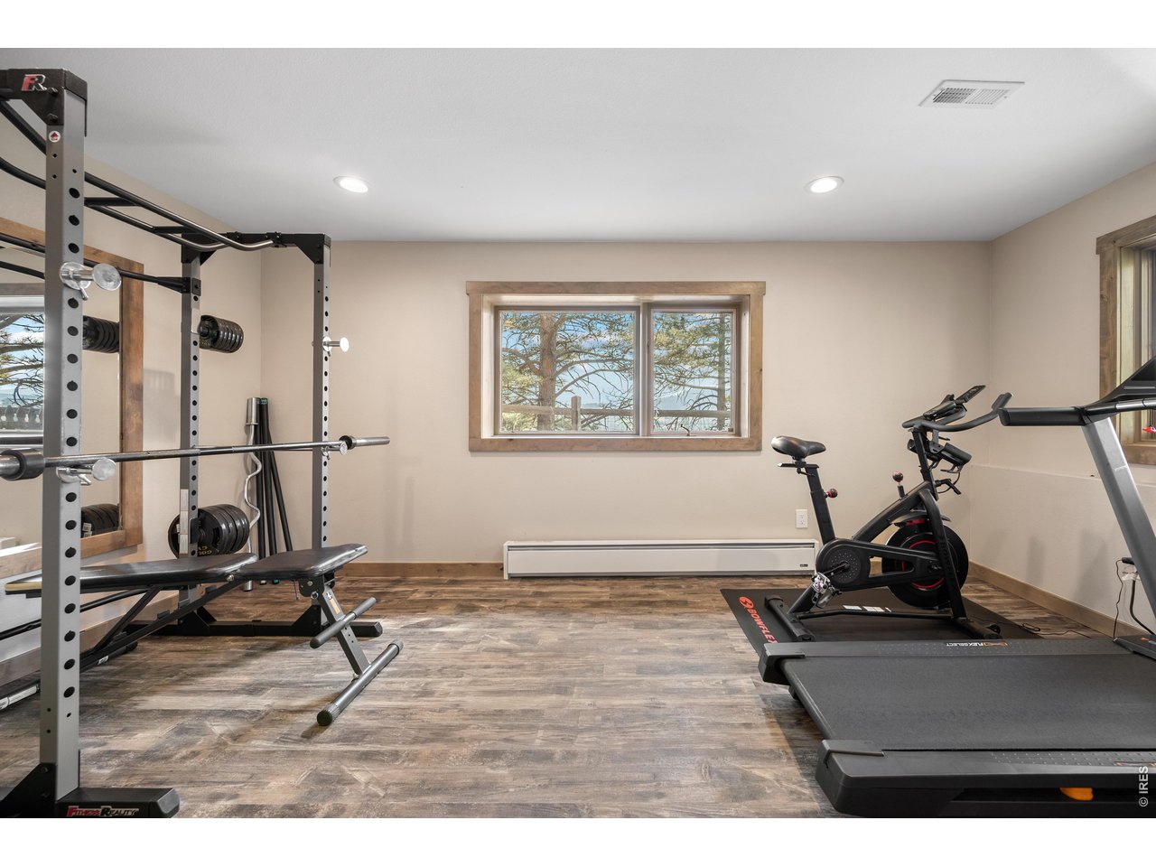 109 Lookout Mountain Cir