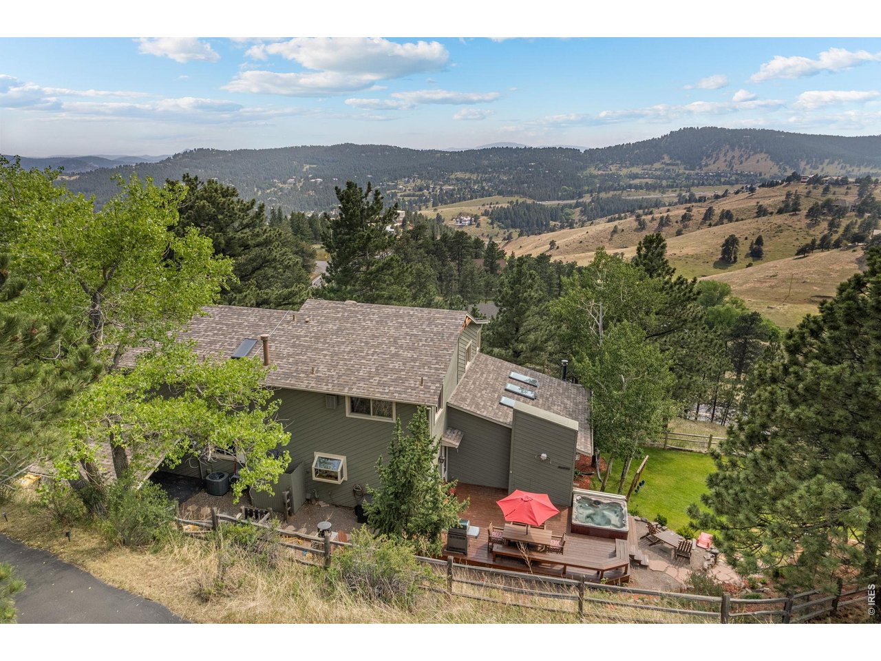 109 Lookout Mountain Cir