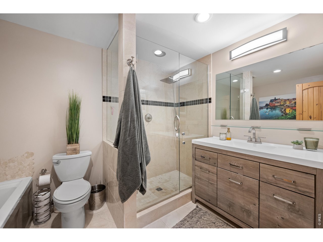109 Lookout Mountain Cir